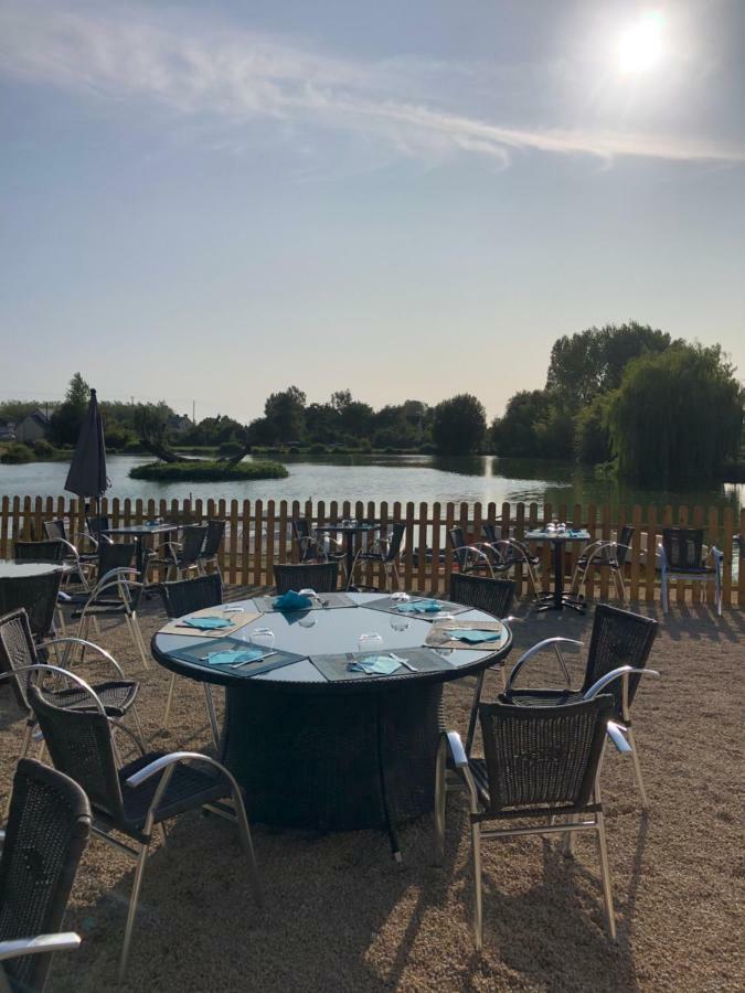 Le Domaine De La Carperie Hotel Bréhal Eksteriør billede